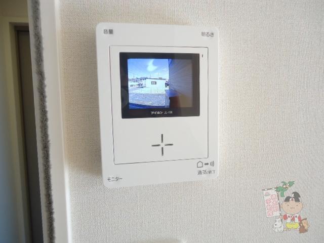 拡大写真:中山邸 1階Bのカメラ付インターホン