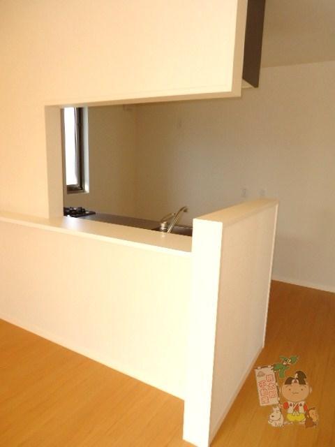 拡大写真:中山邸 1階Bのカウンターキッチン