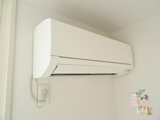 拡大写真:イルヴィラージュ A 2階202のエアコン