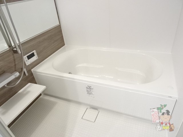 拡大写真:Merveille B 3階05のバス
