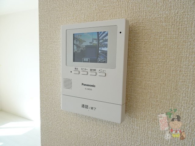 拡大写真:エパル三門 1階106のカメラ付インターホン