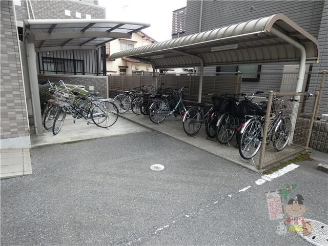 拡大写真:アリベ国富Ⅱ 5階01の外観写真(昼)