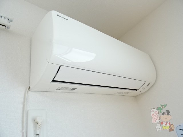 拡大写真:アルシオネ岡山駅西 1階01のエアコン
