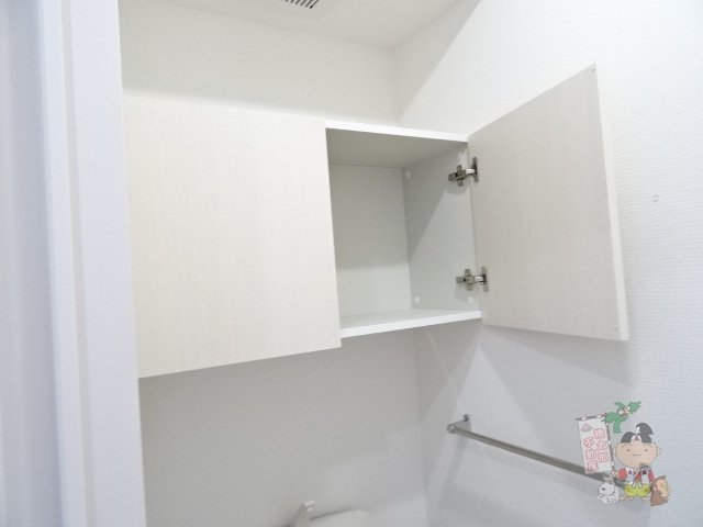 拡大写真:ラウレア福田 B 1階1のトイレ収納