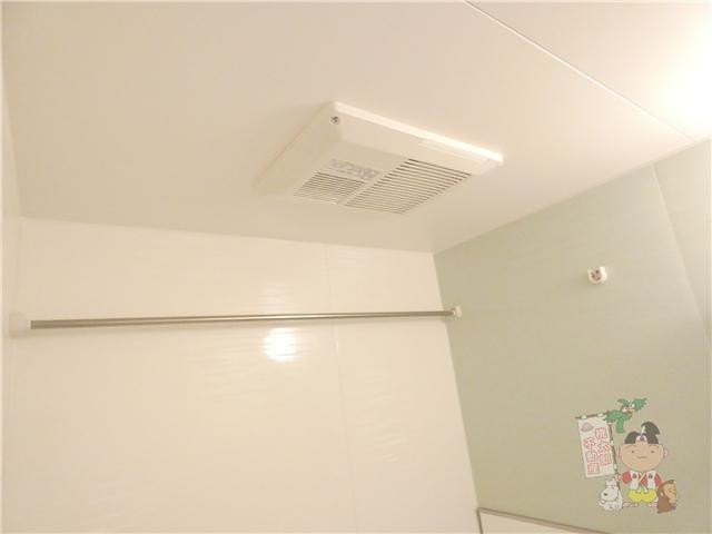 拡大写真:TWIN TOWERS AZUKI 10階1002の浴室乾燥機