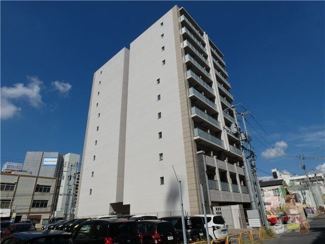 TWIN TOWERS AZUKIの外観