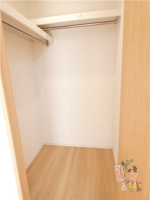 拡大写真:Ville Soleil 2階01のウォークインクローゼット