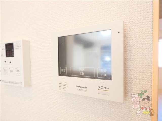 拡大写真:サニーフラット西市 A 1階01のカメラ付インターホン