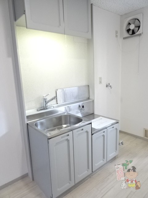 拡大写真:ビーライン北方 1階1のキッチン