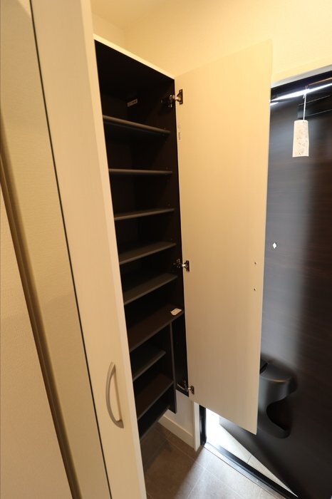 拡大写真:グレイスホーム C 1階1の収納