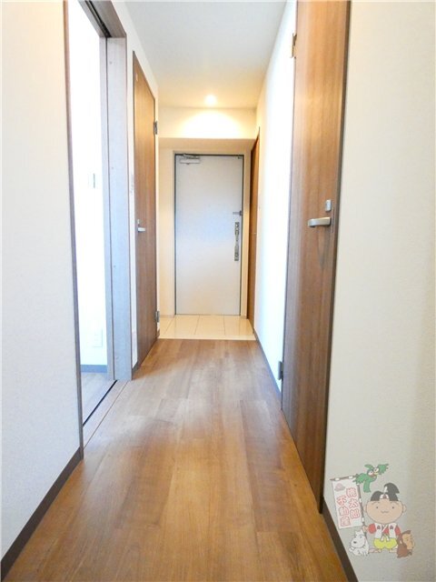拡大写真:セントラルアヴェニュー田町 9階01の廊下