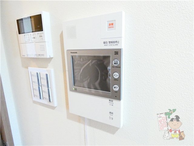 拡大写真:セントラルアヴェニュー田町 9階01のカメラ付インターホン