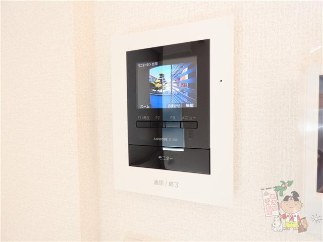 拡大写真:ストルーチェ 1階1のカメラ付インターホン