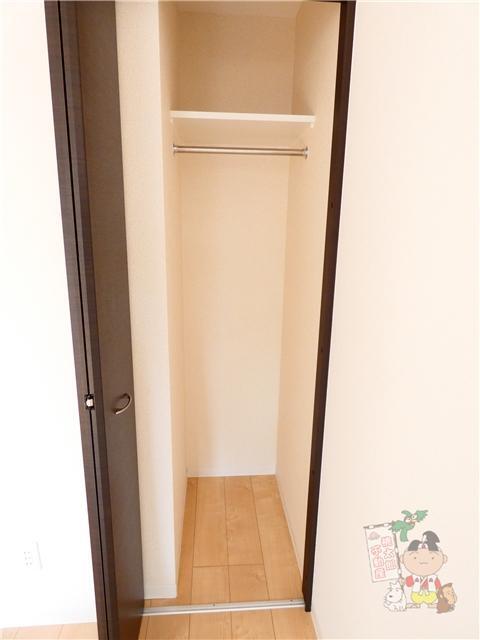 拡大写真:assicurato西川原 1階1のクローゼット