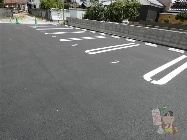拡大写真:シャーメゾンノーススクエア 2階03の外観写真(昼)