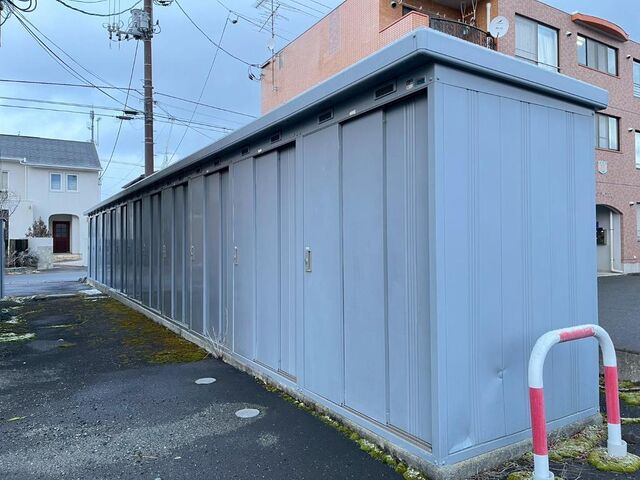 拡大写真:グランシャリオ 1階103の外観写真(昼)
