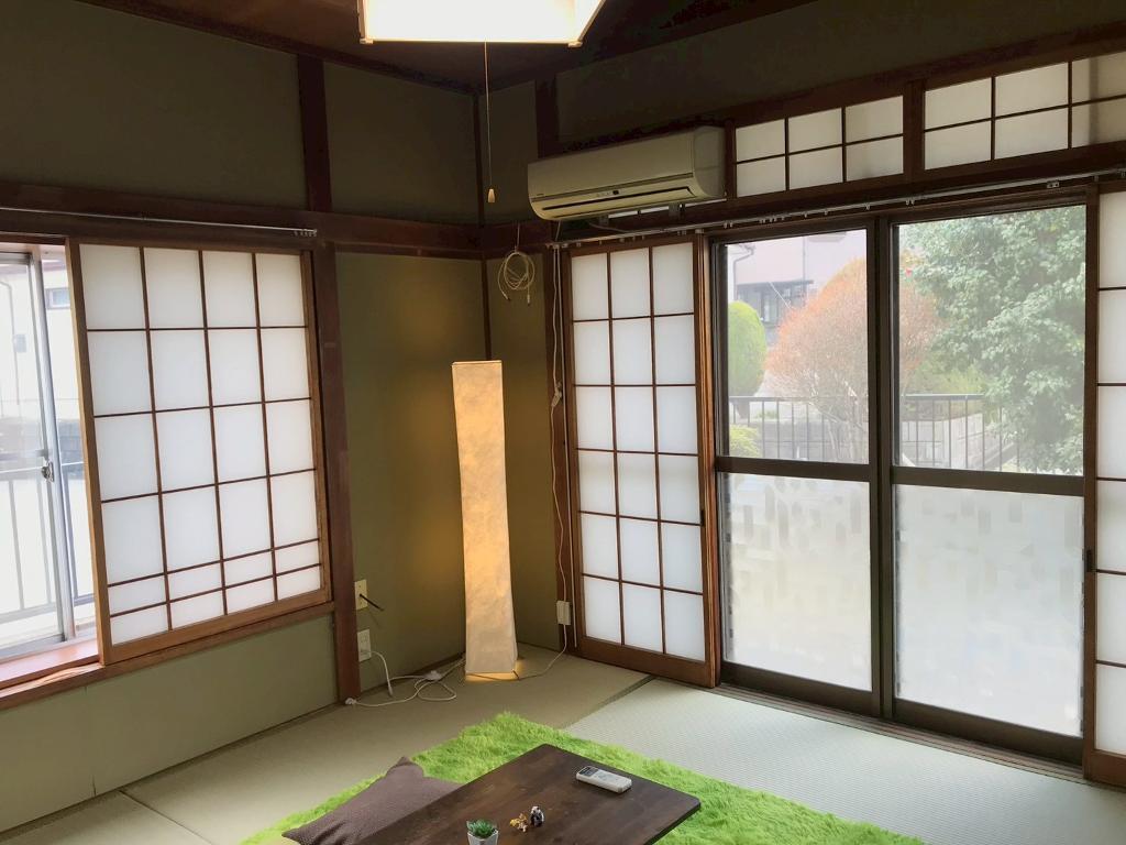 拡大写真:山崎町貸家 1階1のリビング