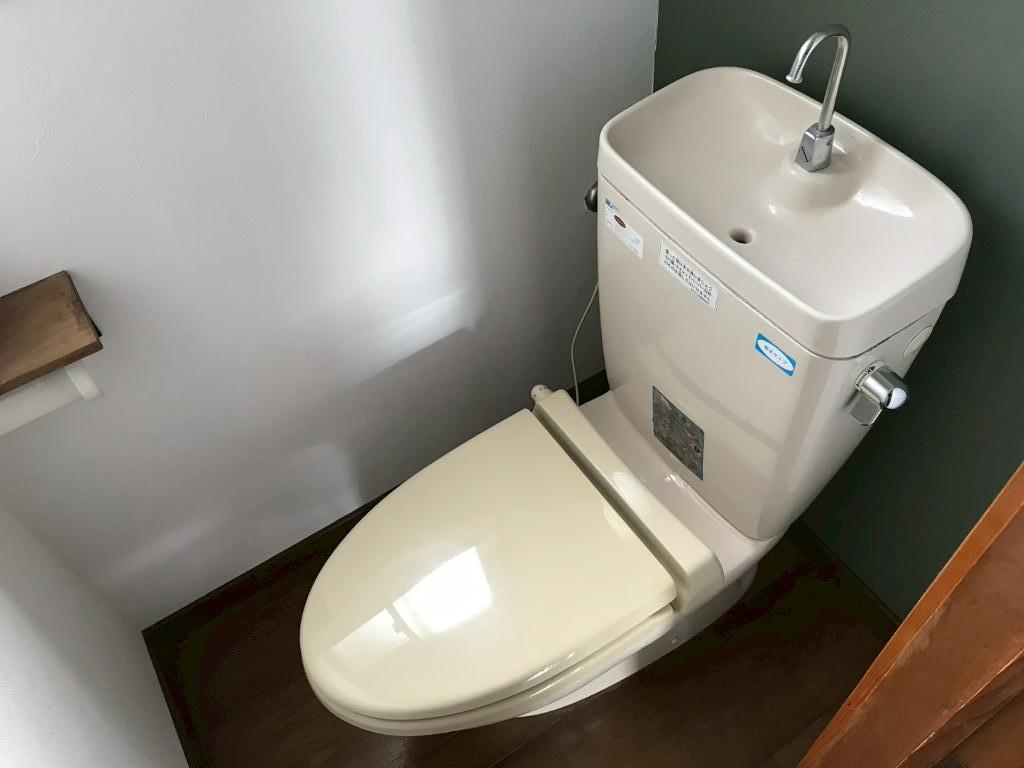 拡大写真:山崎町貸家 1階1のトイレ