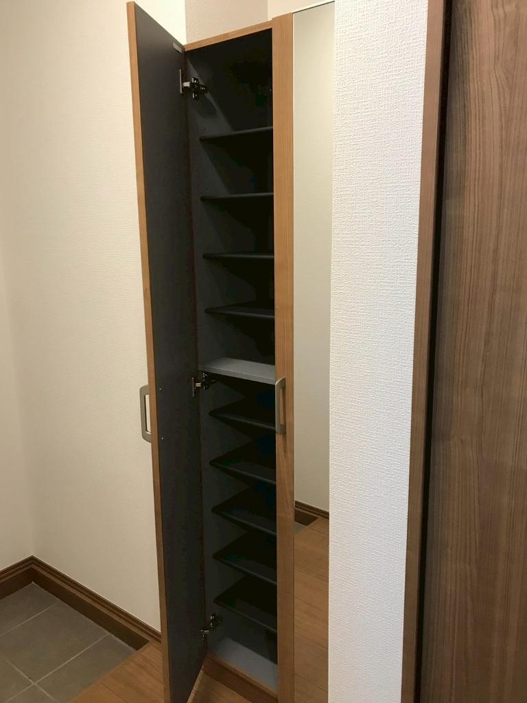 拡大写真:レフィナードさくら久田 1階101のシューズボックス
