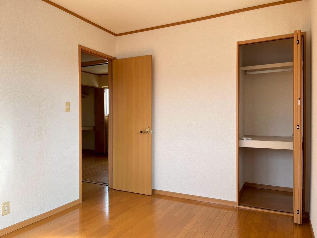 拡大写真:シャルム若菜3 2階1の室内