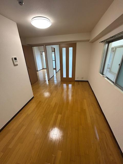 拡大写真:尼崎市久々知西町2丁目 3階301の室内
