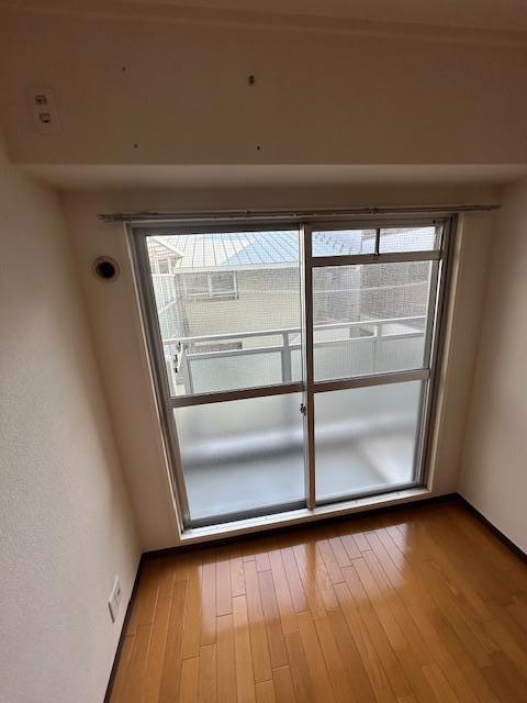 拡大写真:尼崎市久々知西町2丁目 3階301の室内