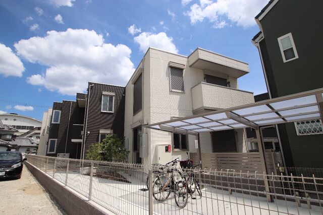 ホームメイト D Room塚口本町 2階201