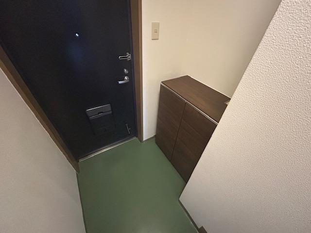 拡大写真：崇徳院ハイツ Ｎ棟 3階305の玄関