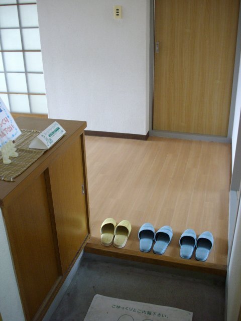 拡大写真：新居浜市七宝台町 2階207の玄関