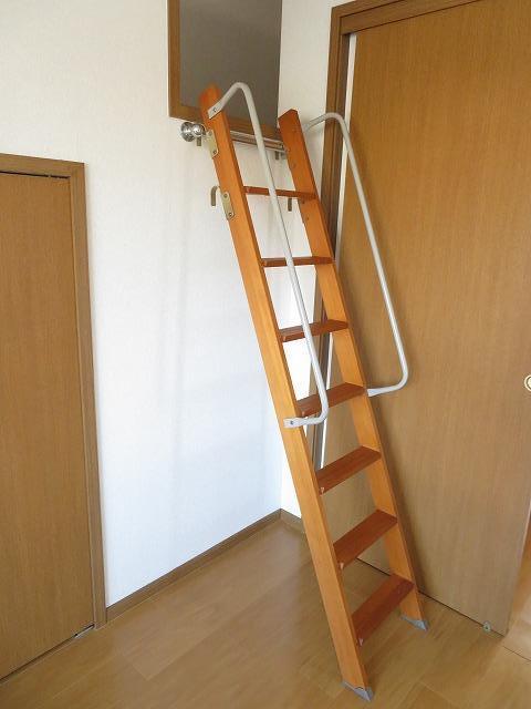 拡大写真:グレンデ・フレデリクス 2階103の室内