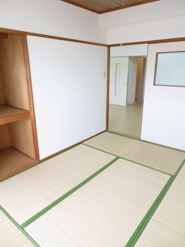 拡大写真：アサヒパレス庄内 6階606Bの和室