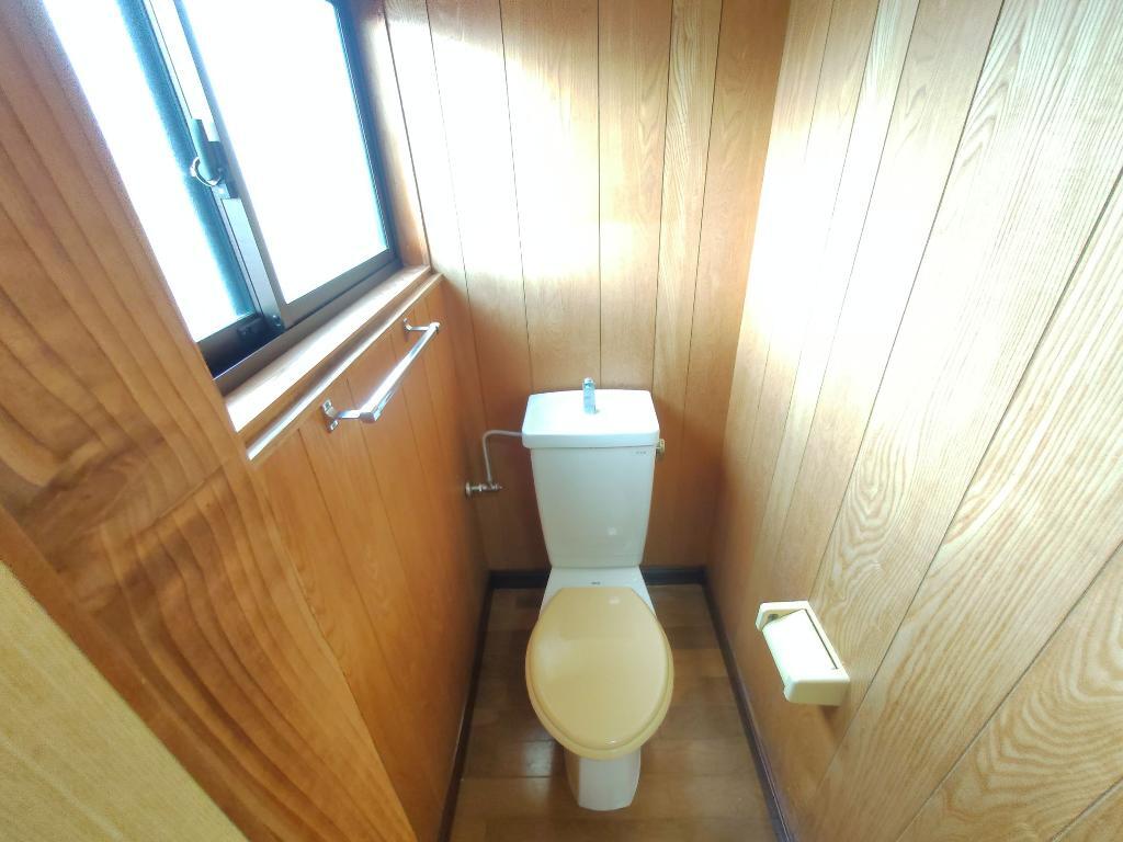 拡大写真:中町N氏一戸建 1のトイレ
