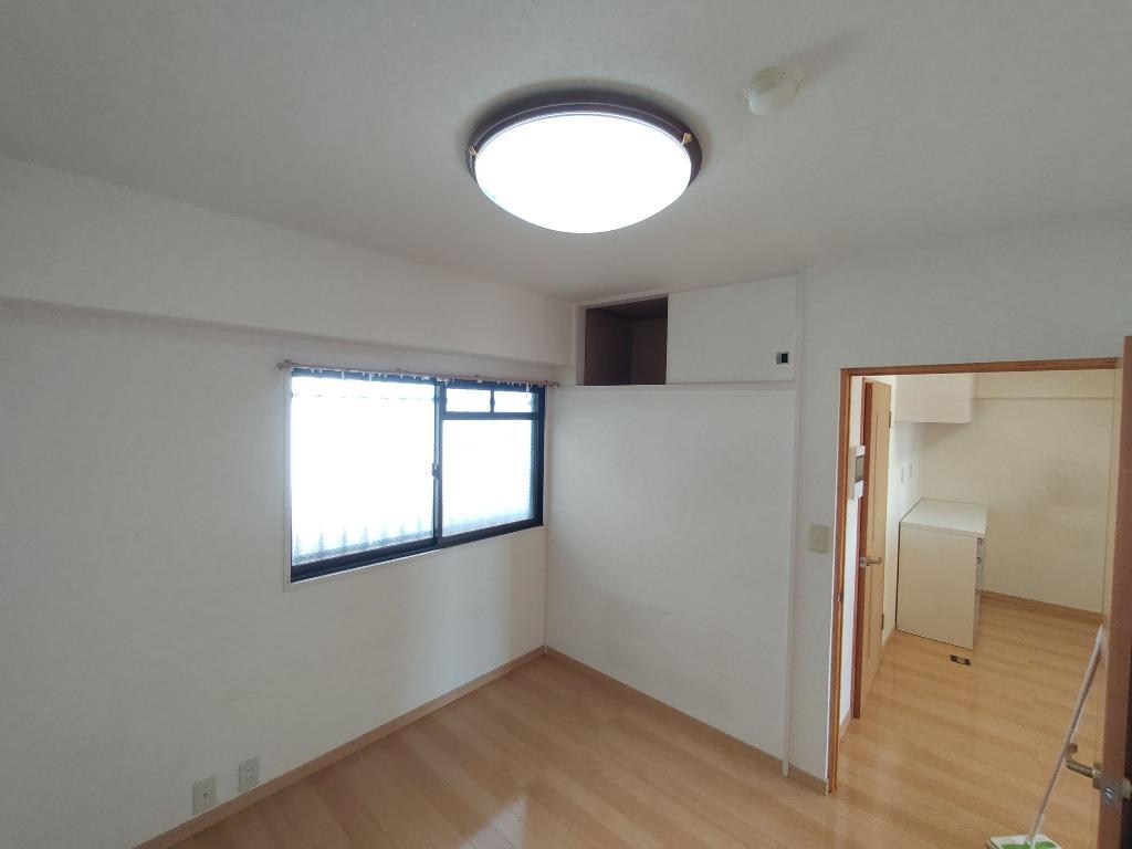 拡大写真:ウイング通町 11階1103の洋室