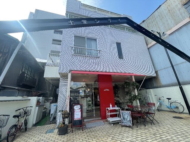 拡大写真：土堂シティマンション 1階103の外観写真（昼）