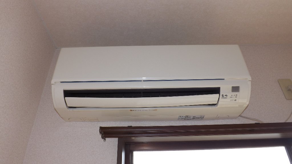 拡大写真：裾野市平松 3階305のエアコン