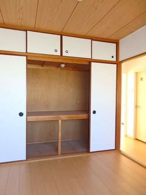 拡大写真:りべらる 2階202の収納