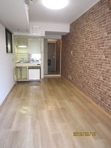 拡大写真：広島市西区横川町３丁目 3階302の室内