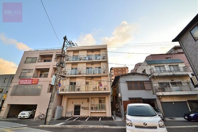 広島市南区宇品海岸1丁目の外観