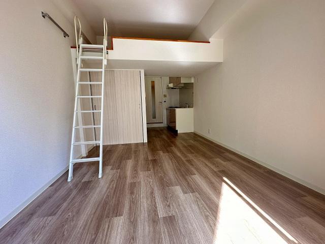 拡大写真:広島市中区舟入本町 4階404の室内