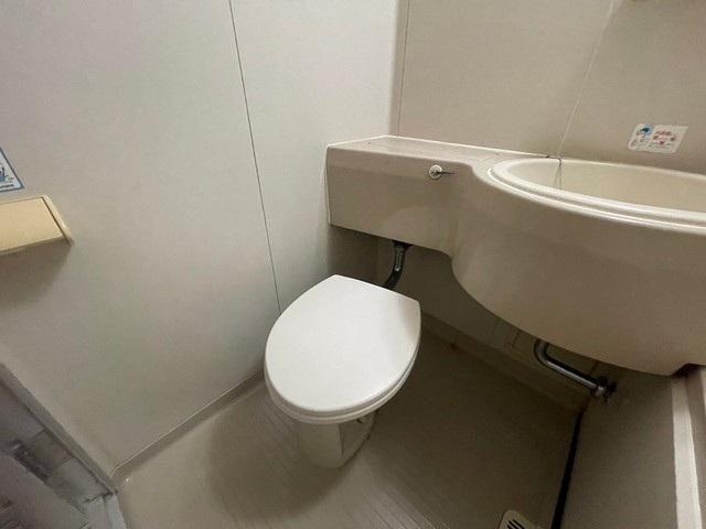 拡大写真:広島市中区榎町 4階403のトイレ