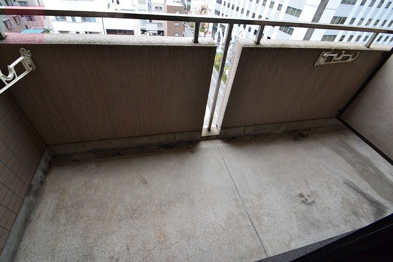 拡大写真:広島市中区東白島町 4階402のベランダ