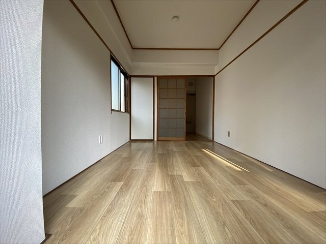 拡大写真:広島市中区十日市町2丁目 4階401のリビング