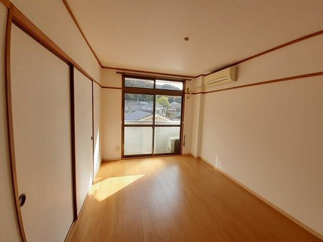 拡大写真:広島市東区温品7丁目 2階202の寝室