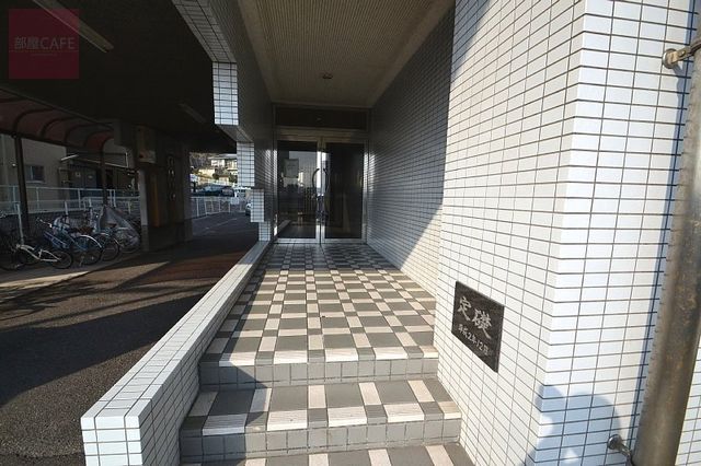 拡大写真:広島市西区三滝本町1丁目 4階402の外観写真(昼)