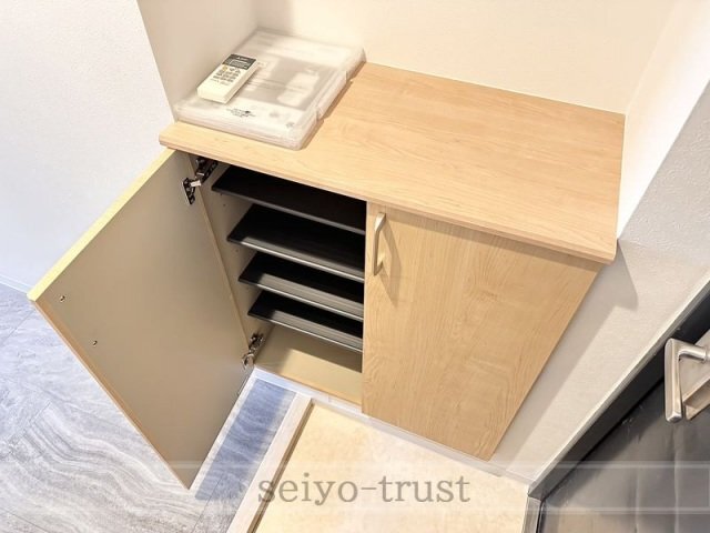 拡大写真:広島市西区三篠町1丁目 10階1002の玄関