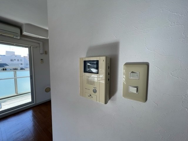 拡大写真:広島市中区榎町 4階404のカメラ付インターホン