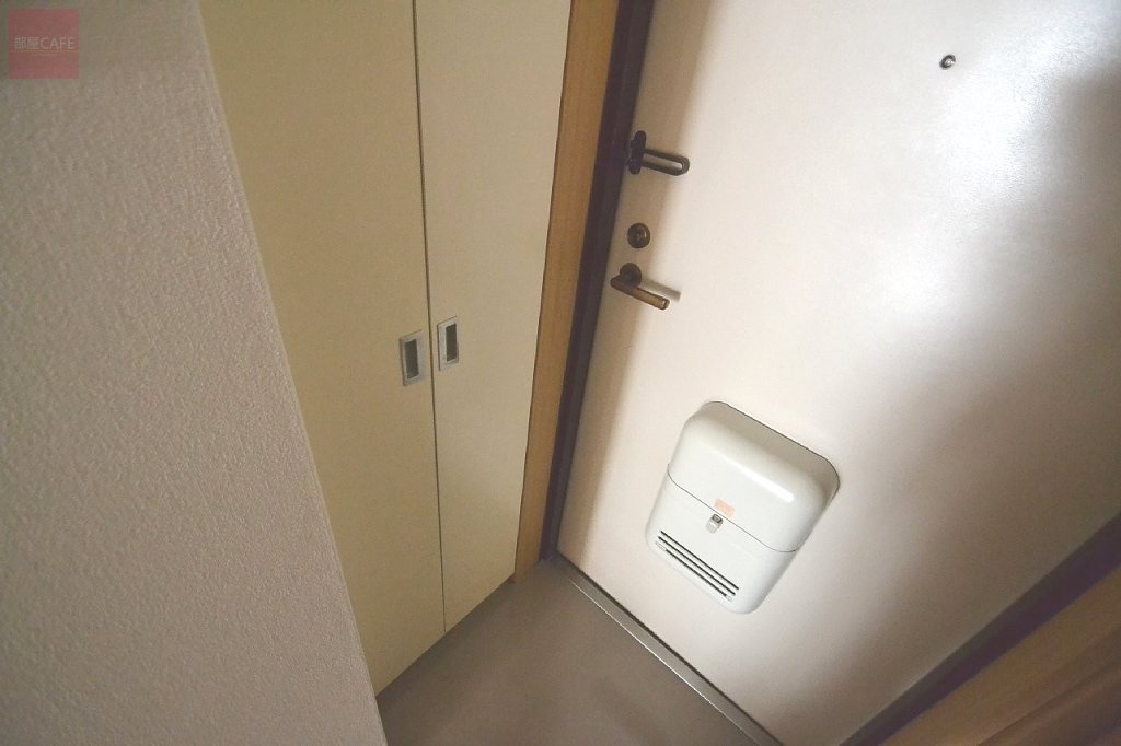 拡大写真:広島市中区東白島町 4階402の玄関