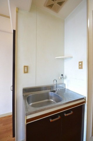 拡大写真:広島市南区西蟹屋3丁目 2階206のキッチン