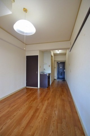 拡大写真:広島市南区西蟹屋3丁目 2階206の室内