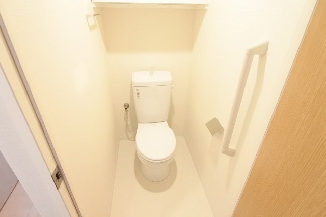 拡大写真：広島市南区松原町 32階3202のトイレ